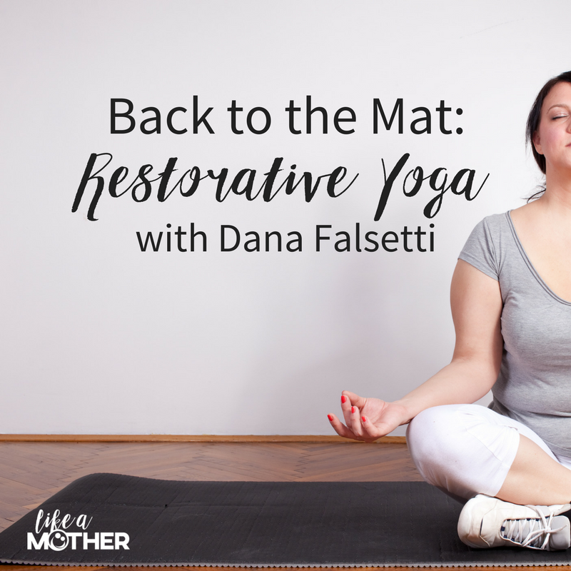 Dana Falsetti, de yogalerares die élke vrouw het yogamatje op wil